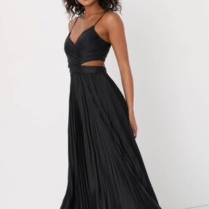NWT Lulus Got the Glam Black Pleated Cutout Maxi Dress XL